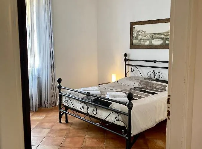 Nice & Roomy Apartment Behind The Uffizi Museum Firenze, Italia