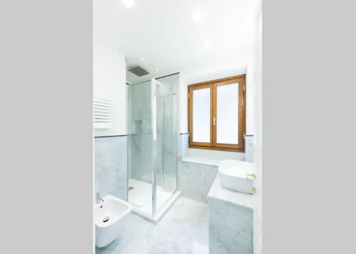 Ponte Vecchio Luxury Flat Apartment Florence, Italy