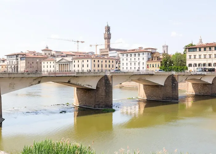I Renai - Ponte delle Grazie Modern Apartment Firenze, Italia