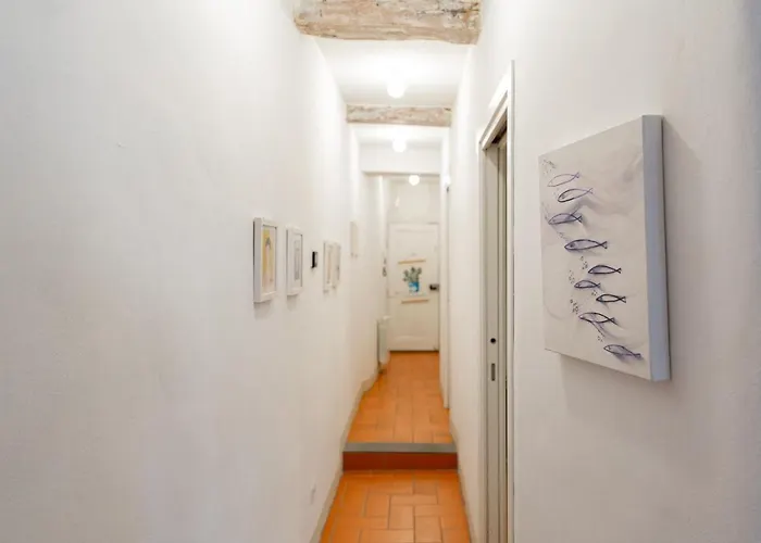 Graceful Apartment In The Heart Of Firenze, Italia