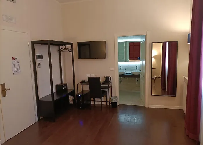 1suite firenze, Italia