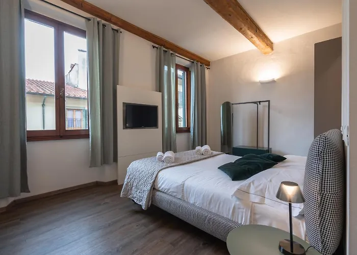 Elegant Green Apartment In San Gallo Firenze, Italia