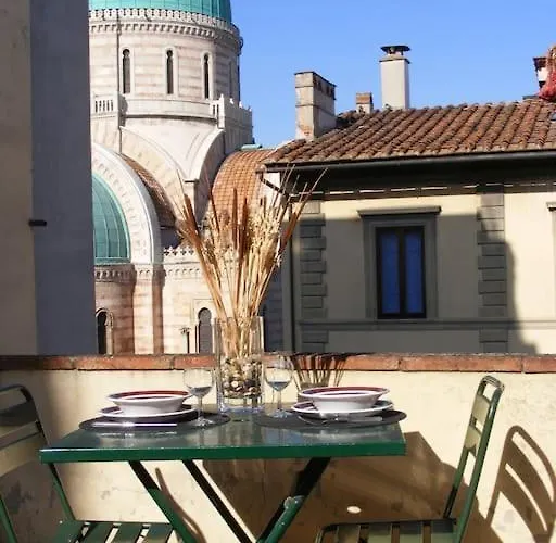 Sunny Home With Roof Patio Florence, Italy