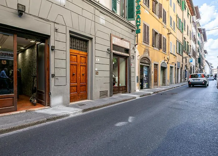 5 Minuti - Duomo Tripla Suite Luxury Firenze, Italia