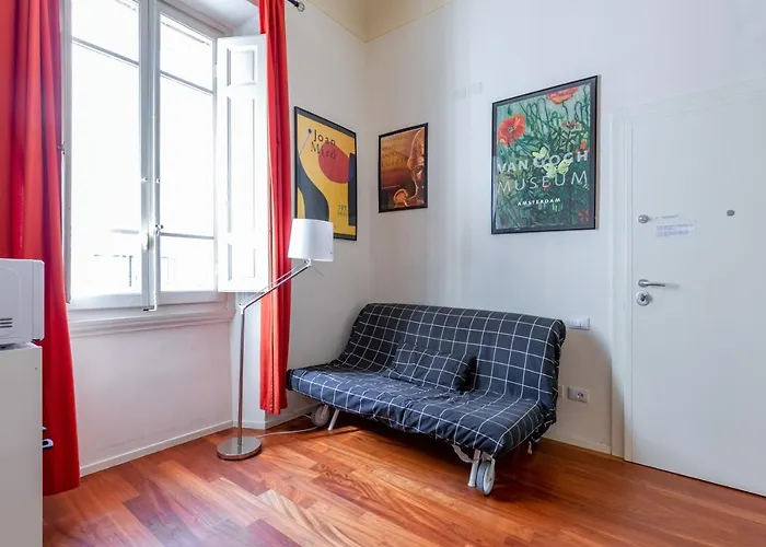 Guesthost - The Scent Of Florence - Sole & Luna Apartments, Italia