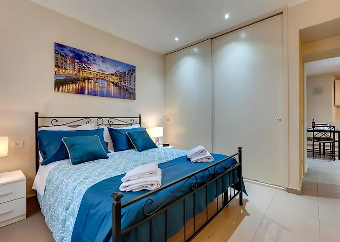 Golden House Apartment Florence, Italy