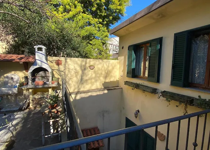 Appartamento indipendente con giardino Fralù Firenze, Italia