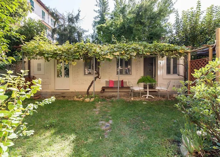 Boutique Apartment With Private Rooms And Garden Oasis Florenz, Italien