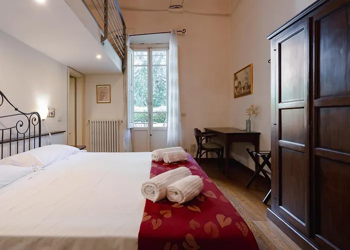Appartamento Piazza Dei Ciompi With Private Garden Firenze, Italia