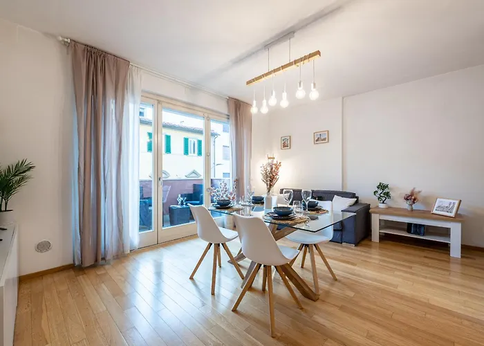 Art Design Home Firenze, Italia