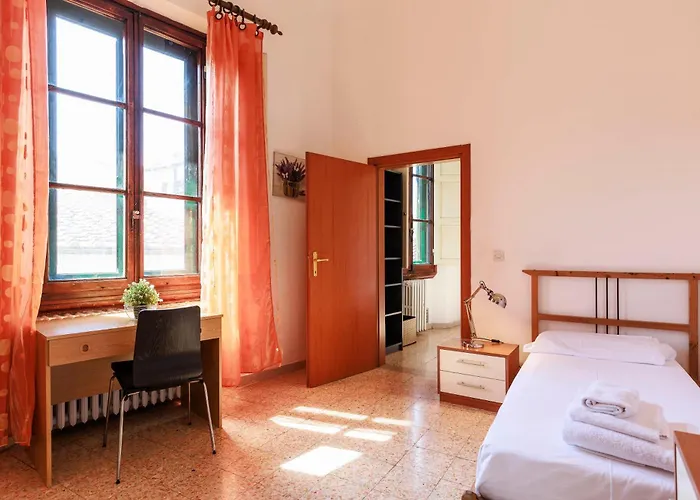 Faenza Huge Apartment Firenze, Italia