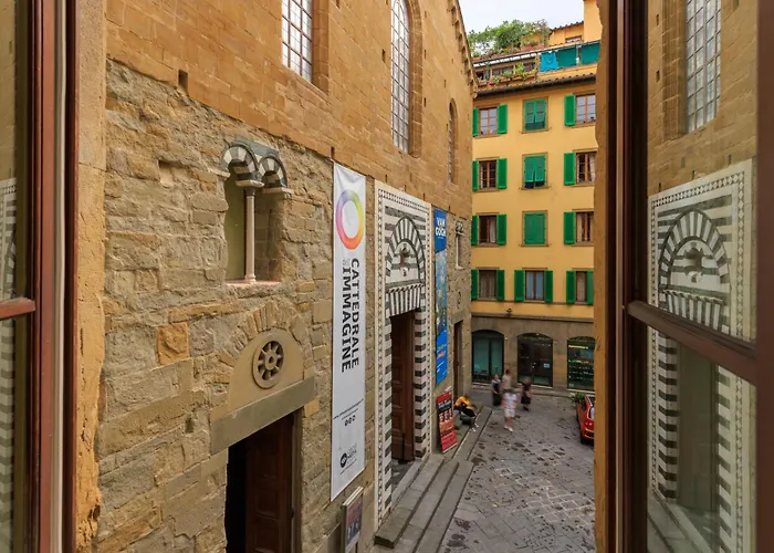 Appartamenti a 200m Uffizi - 90m Ponte Vecchio Firenze, Italia