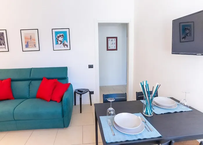 Modern Cosy Apartment Near Florence City Center, Italia
