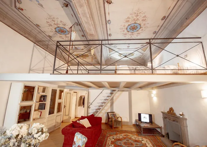 Elegant Loft Serragli Firenze, Italia