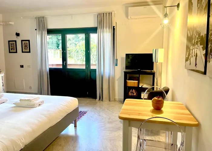 Ferienwohnung Oltrarno Hideway With Garage Florenz, Italien