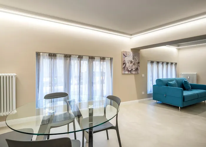 Matteotti Central Luxury - Elegant & Bright Florence Stay, Italia