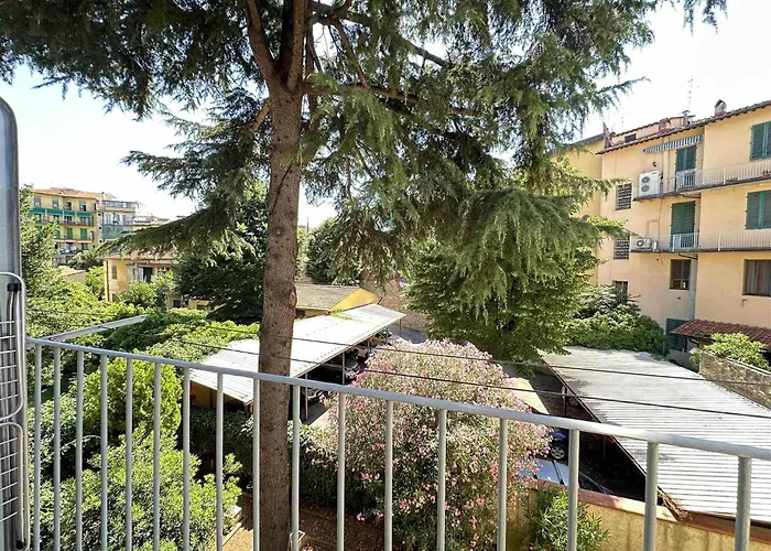 Suite Borgo Verde-5 Minutes From The Station Florencia, Italia