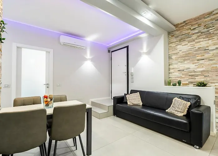 NEW - 2 Min Metro Batoni - Luxury Apt con Posto Auto Firenze, Italia