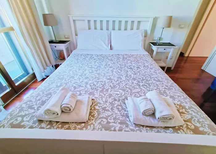 The Red Suite In Florence With Free Parking, Italia