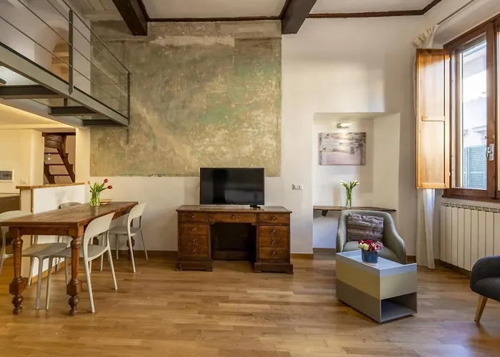King Apartment Firenze, Italia