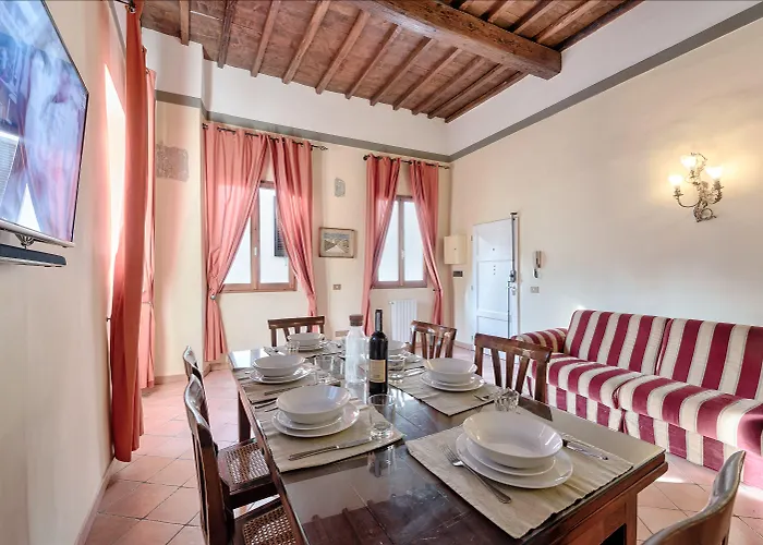 Strozzi Luxury Apartment Florencia, Italia