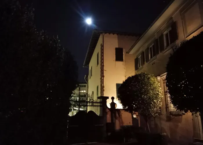 LUNA in Villa Storica, Garden, Parking, Patio, Tramway Firenze, Italia