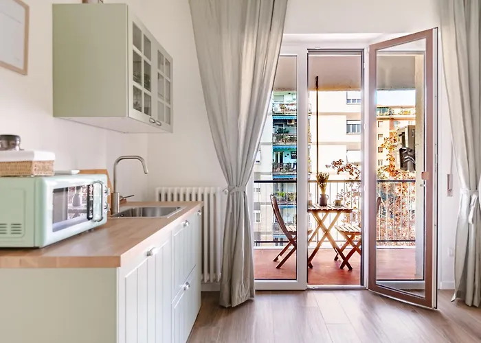 New Happiness Studio Tram 150M Firenze, Italia