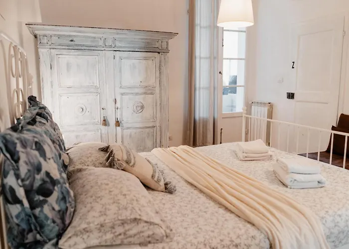 House Of Happy Hours With Terrace Florencia, Italia
