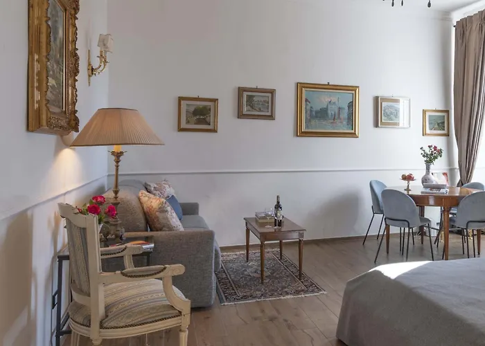 Italian Experience-Maison D'Alice Firenze, Italia