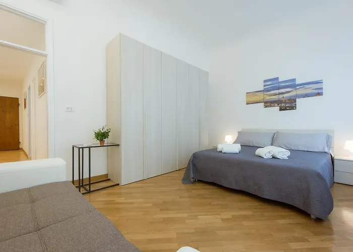 Stylisch Canacci 2 Bedroom Apartment Firenze, Italia