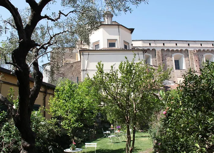 Studios Garden Terrace Oltrarno Florence, Italy
