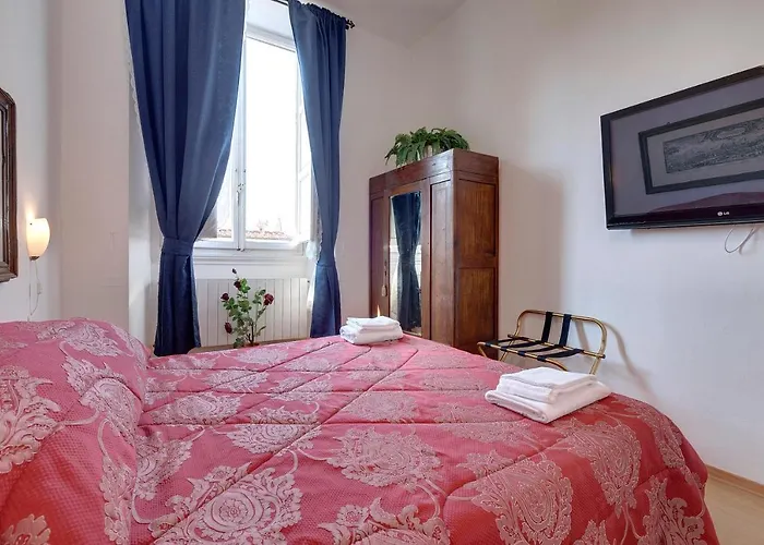 Appartamento Cappelle Medici Firenze, Italia