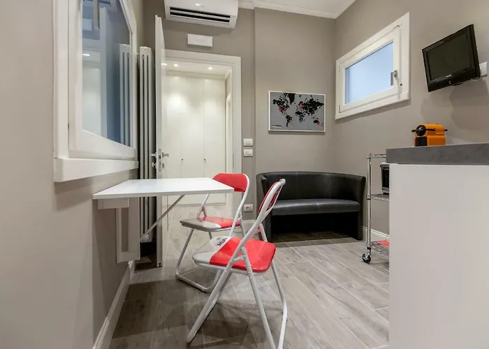 Bell Tower Studio Apartment Firenze, Italia