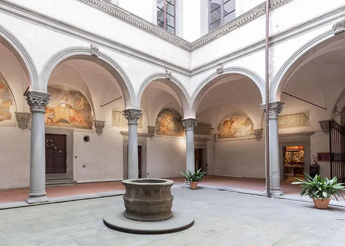 Palazzo Roselli Cecconi Apartments