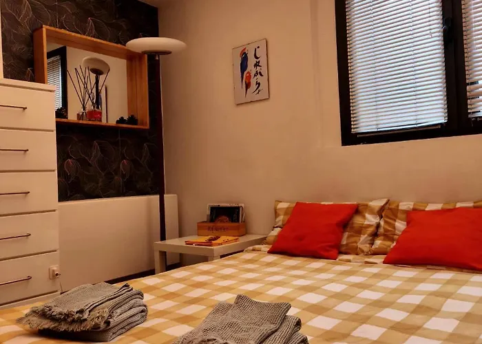 Gemme Fiorentine Apartments In Front Of The Train Station 5 Minutes From The Centre Free Parking